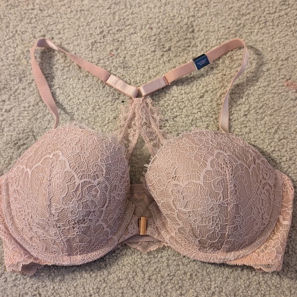 New With Tags Victoria Secret Light Pink Lace Raserback Front Clap Lined Demi - Picture 1 of 6